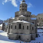 Tulipe, 5 Personnes, Entre Sancy Et Volcans D'auvergne *
