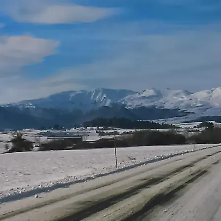Tulipe, 5 Personnes, Entre Sancy Et Volcans D'auvergne אורסיבל