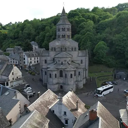 Tulipe, 5 Personnes, Entre Sancy Et Volcans D'auvergne