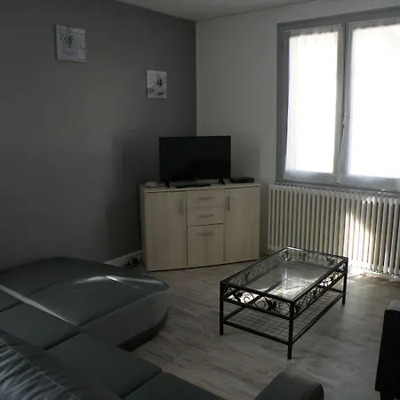 Tulipe, 5 Personnes, Entre Sancy Et Volcans D'auvergne *