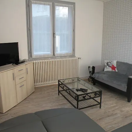 Tulipe, 5 Personnes, Entre Sancy Et Volcans D'auvergne *