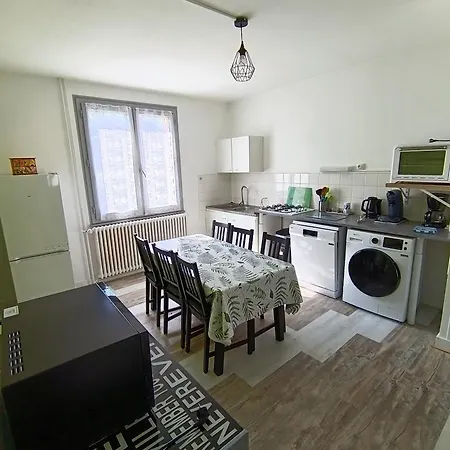 Apartmán Tulipe, 5 Personnes, Entre Sancy Et Volcans D'auvergne
