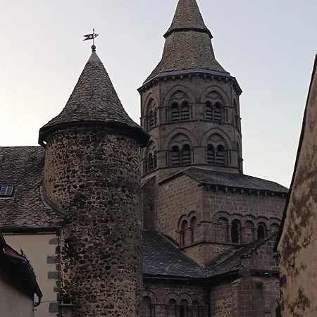 Tulipe, 5 Personnes, Entre Sancy Et Volcans D'auvergne Apartmán