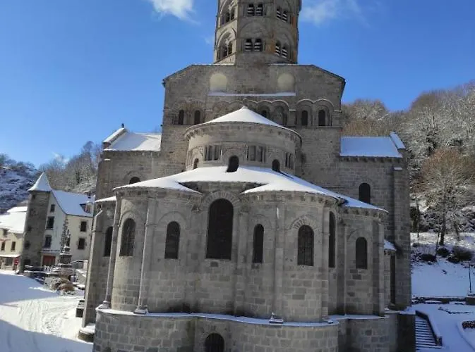 Tulipe, 5 Personnes, Entre Sancy Et Volcans D'auvergne *