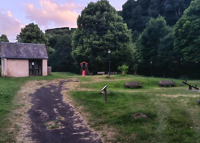 Tulipe, 5 Personnes, Entre Sancy Et Volcans D'auvergne